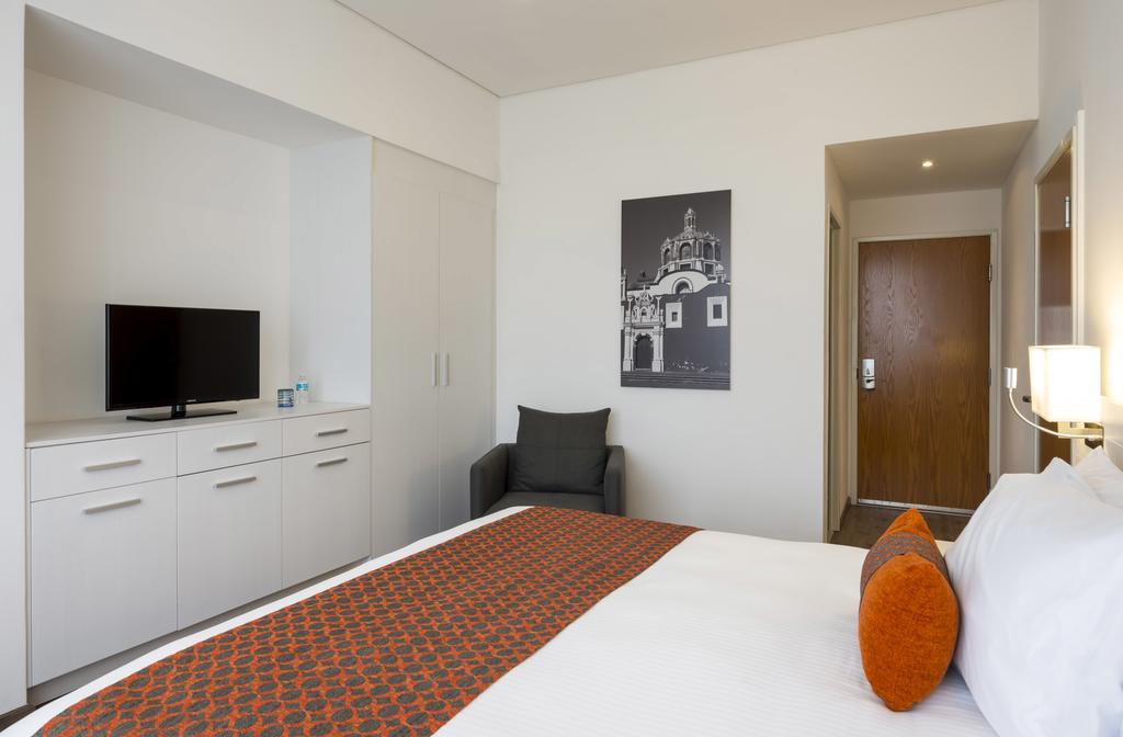 Camino Real Puebla Hotel & Suites Exterior photo